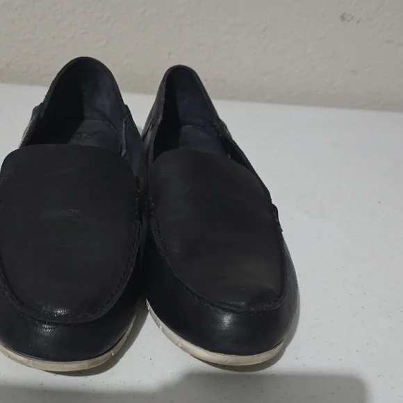 FRYE Black Leather Loafers - Picture 3 of 8